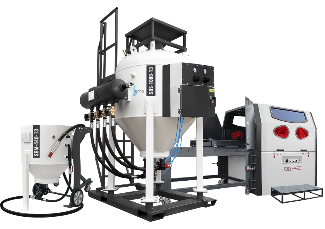 Abrasive blasting equipment
